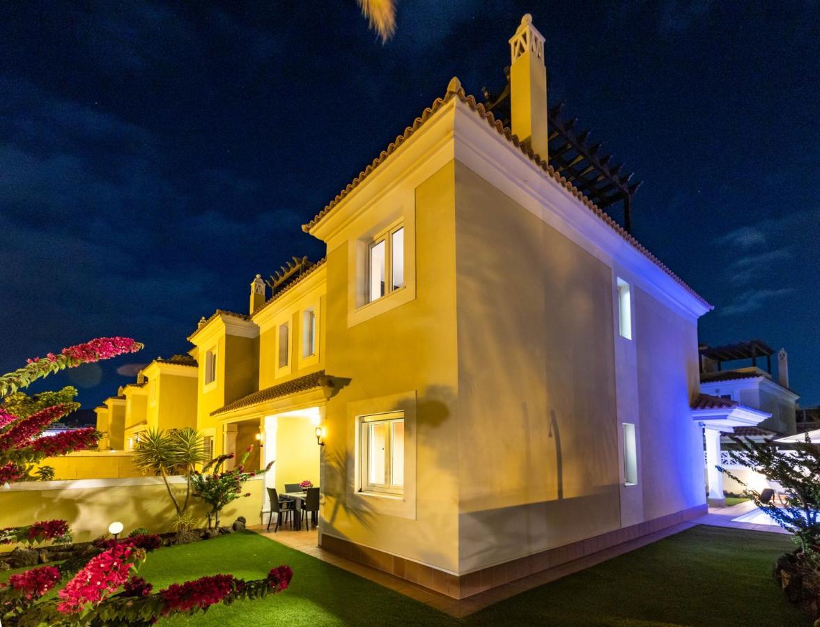 Villa Ottavio Golden Park คอร์ราเลโฮ ภายนอก รูปภาพ