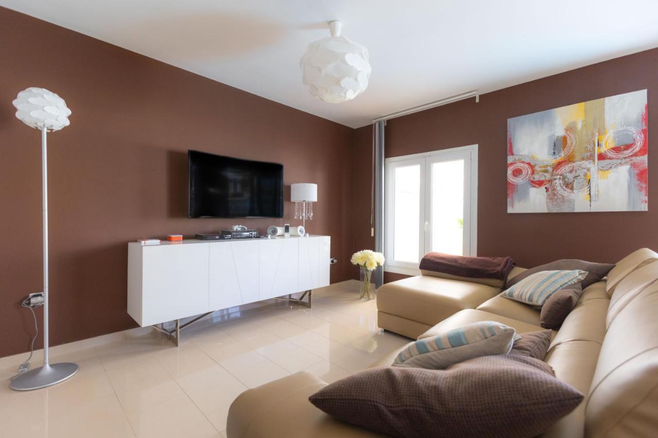 Villa Ottavio Golden Park คอร์ราเลโฮ ภายนอก รูปภาพ