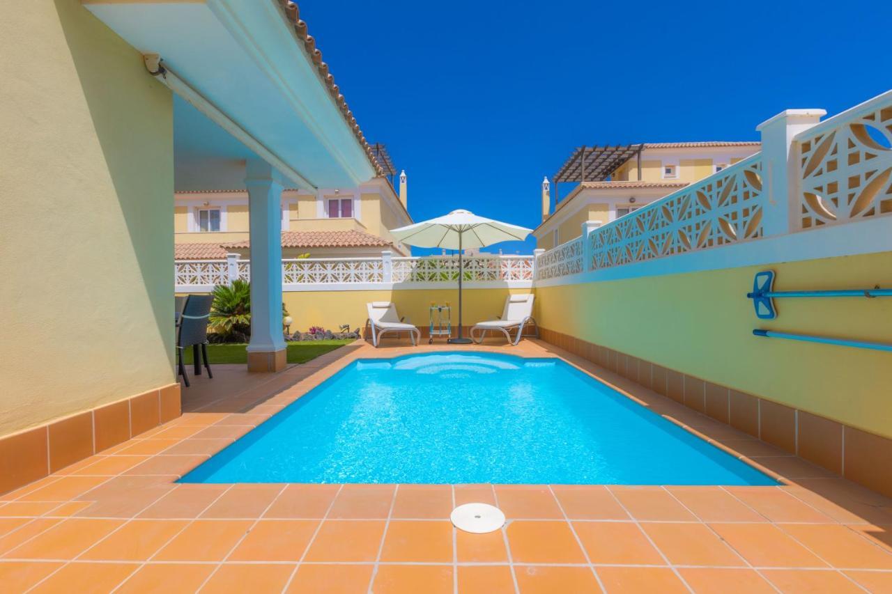 Villa Ottavio Golden Park คอร์ราเลโฮ ภายนอก รูปภาพ