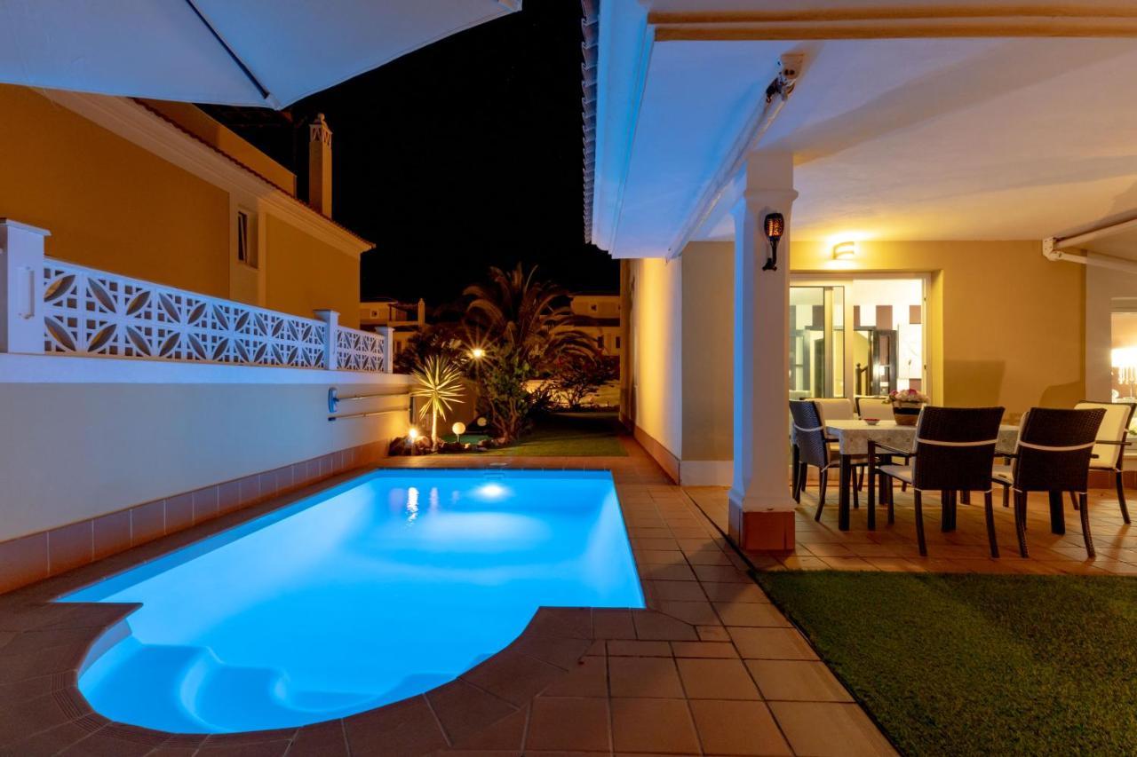Villa Ottavio Golden Park คอร์ราเลโฮ ภายนอก รูปภาพ